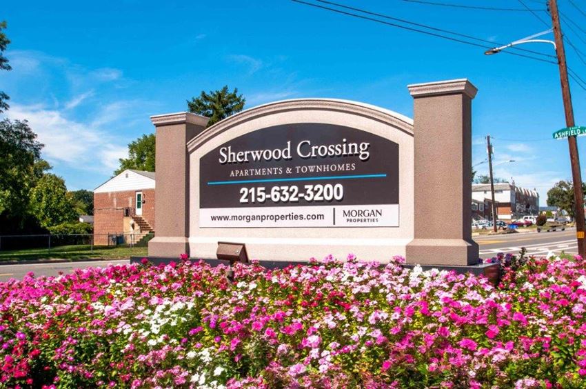 Sherwood Crossing Apartments And Townhomes, 3400 Red Lion Road